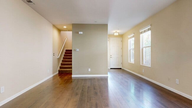 Foto del edificio - Coming Soon! Beautiful 3 bedroom 2.5 bath ...