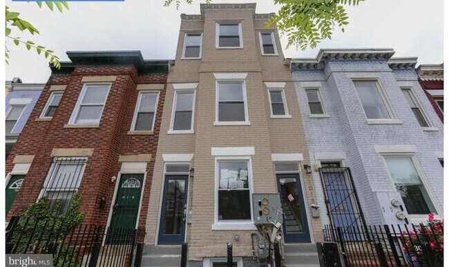 Foto del edificio - 3015 Sherman Ave NW