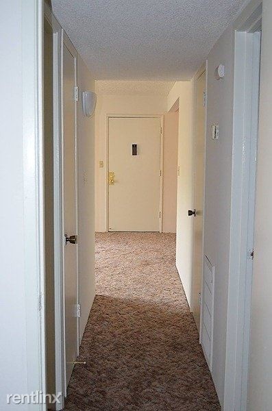 Foto del edificio - 4909 N Backer Ave