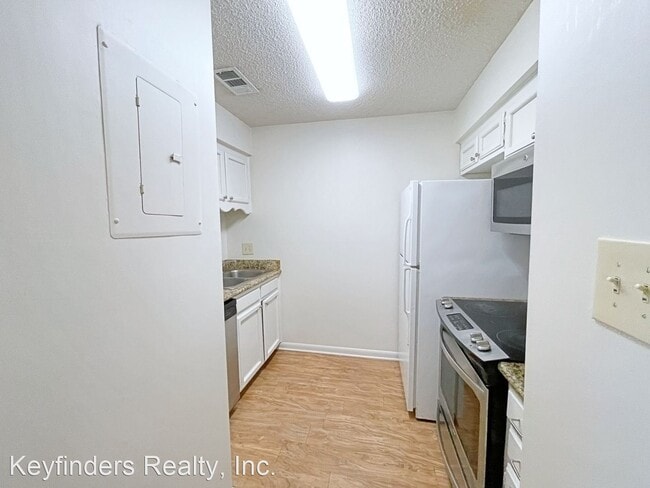 Building Photo - 1 br, 1 bath House - 5243 Buttercreek, Uni...