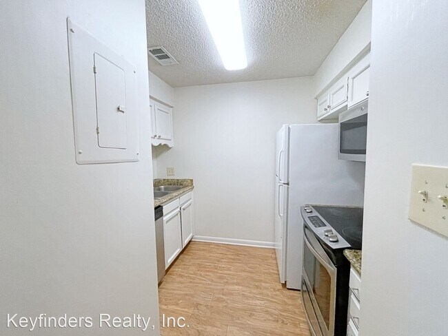 Foto del edificio - 1 br, 1 bath House - 5243 Buttercreek, Uni...