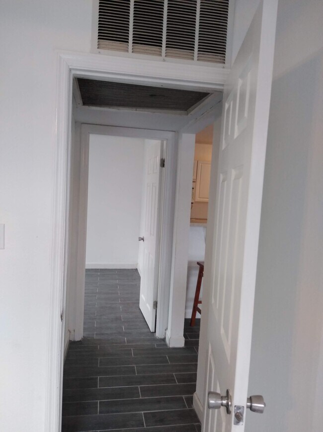 Foto del edificio - 1700 SW 16th Ct