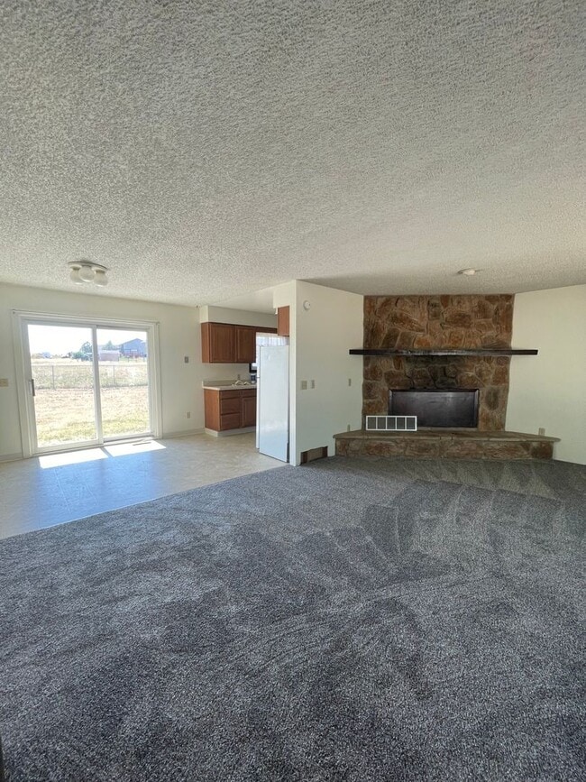 Building Photo - Single Family Heights Rental