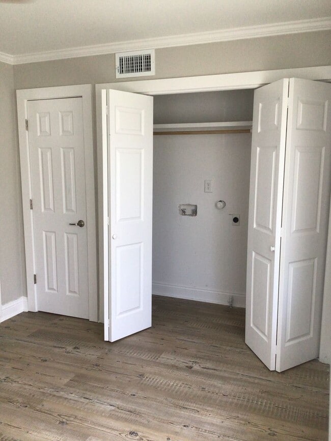 Building Photo - Home for rent!