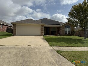 Building Photo - 3603 Salt Fork Dr