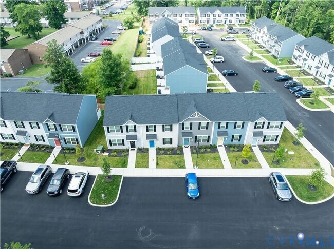 Foto del edificio - 5317 Canterbury Rdg Ct