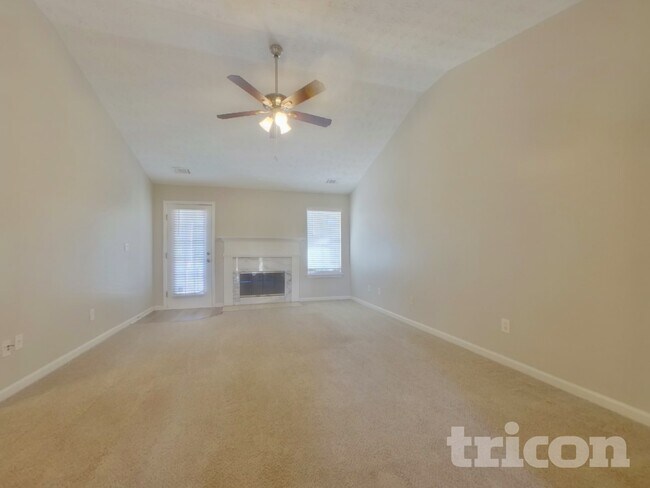 Foto del edificio - 100 Doves Nest