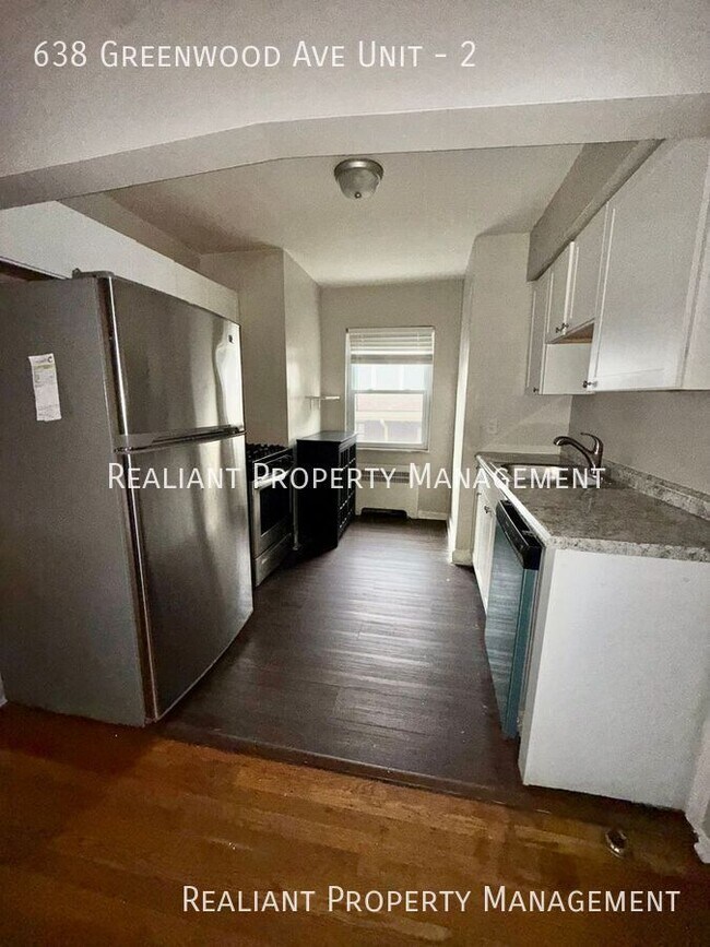 Foto del edificio - 638 Greenwood Ave