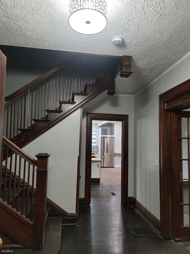 Foto del edificio - 4 br, 3 bath House - 242 Eastern Ave SE House