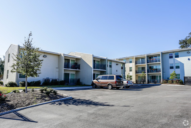 Building Photo - Oakland Terrace