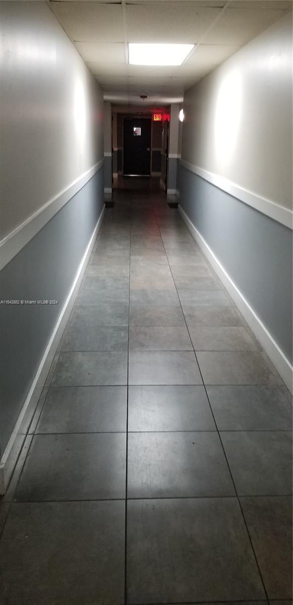 Foto del edificio - 700 NW 214th St