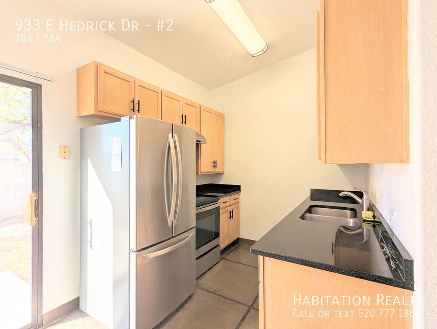Foto principal - 2Bed/2Bath Hedrick Acres Home, west of the...