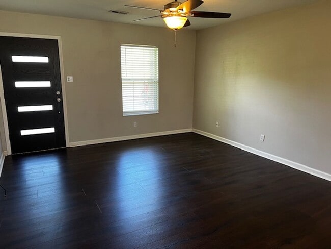 Foto del edificio - Maryville 37803 - 3 bedroom, 2 bath home -...