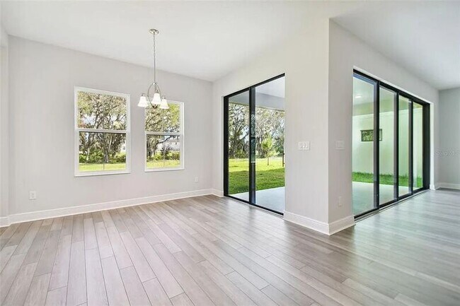 Foto del edificio - 14671 Horse Trot Rd