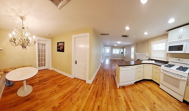Building Photo - 128 N LStreet 1 Lake Worth Fl 33460