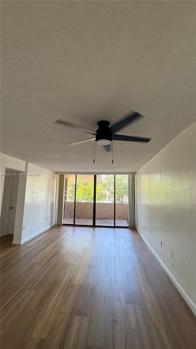 Building Photo - 10400 SW 108th Ave