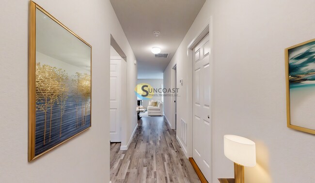 Building Photo - 12 Serene Pl