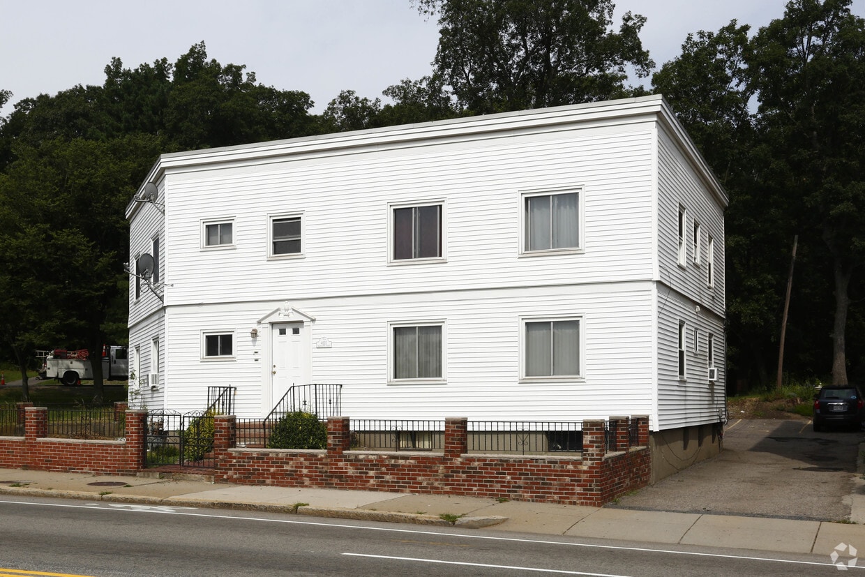 Building Photo - 4635 Washington St