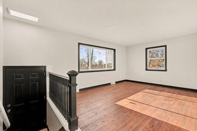 Foto del edificio - 472 Independence Station Rd