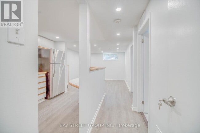 Building Photo - 65 Davis Rd