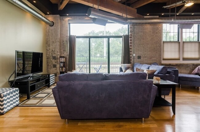 Foto del edificio - 43 Charlton St