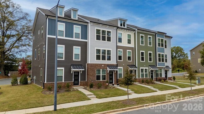 Building Photo - 146 Judson Ave
