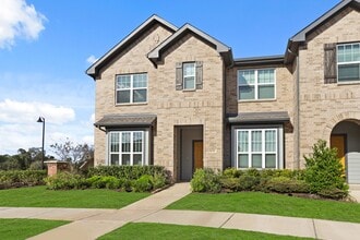 Building Photo - 8050 Scanlan Trce