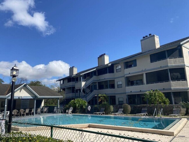 Foto del edificio - 5615 San Juan Ave