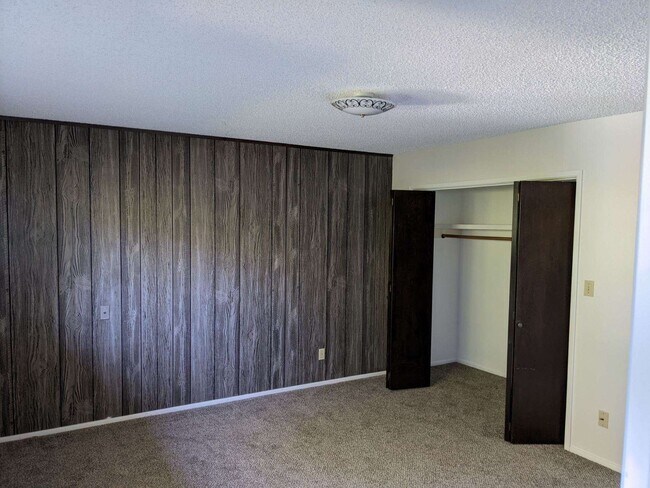 Foto del edificio - 3110 Coral Ave