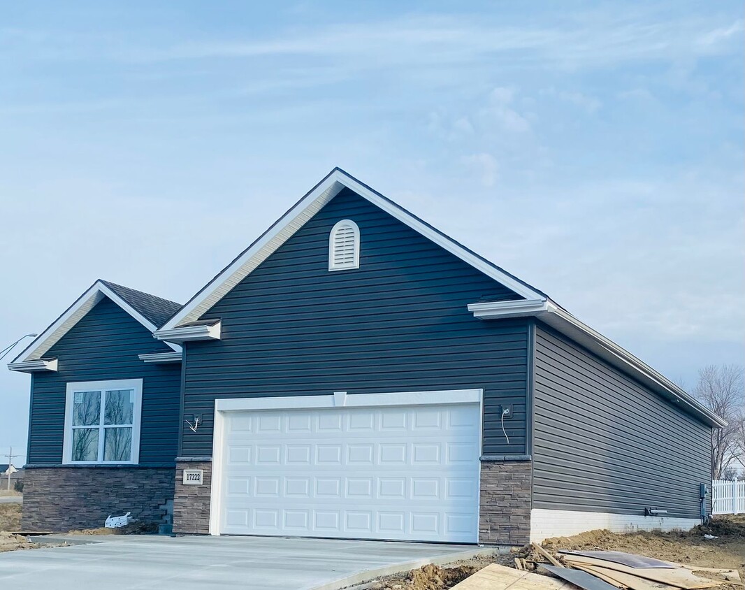 Building Photo - Brand New 3 Bedroom 32 Bathroom Home for R...