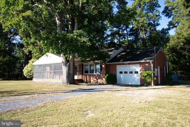 Building Photo - 7612 Sherwood Rd