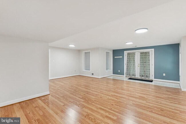 Foto del edificio - 12891 Crouch Dr