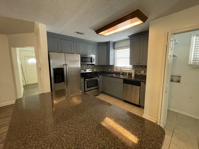 Building Photo - 3752 Tait Terrace