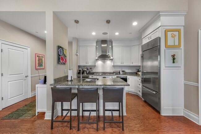 Foto del edificio - 616 E 4th St