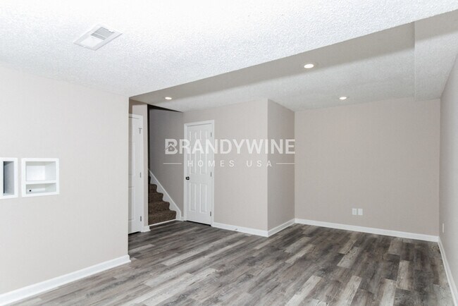 Foto del edificio - 1147 Blue Bird Ln