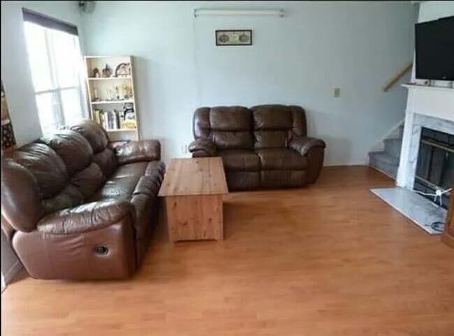 Foto del edificio - 42 Tanglewood Ct