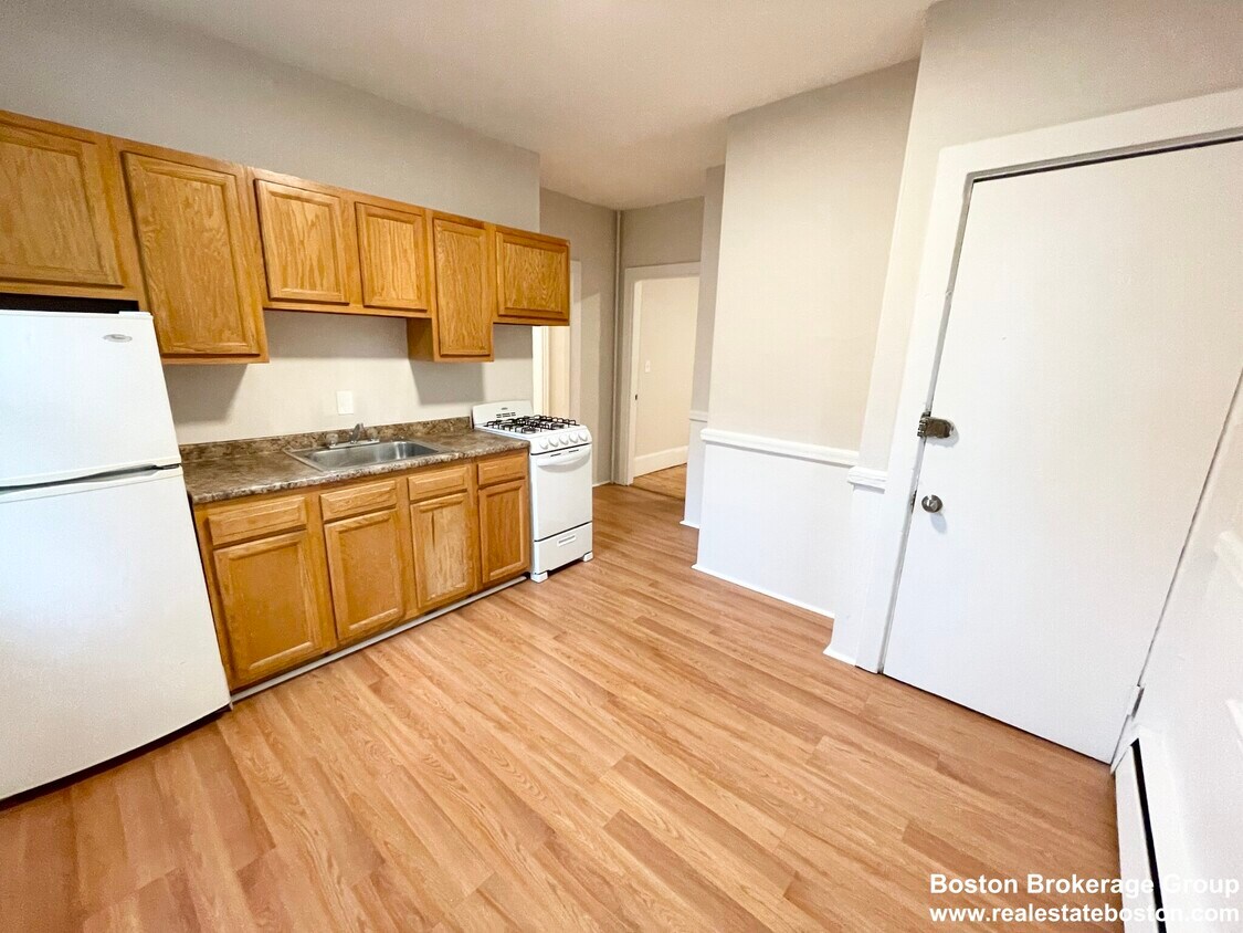 1574 Tremont St Unit 3F, Boston, MA 02120 Condo for Rent in Boston