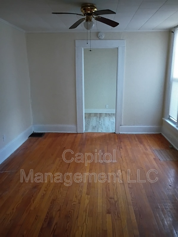 Photo - 917 Seymour Ave Apartment