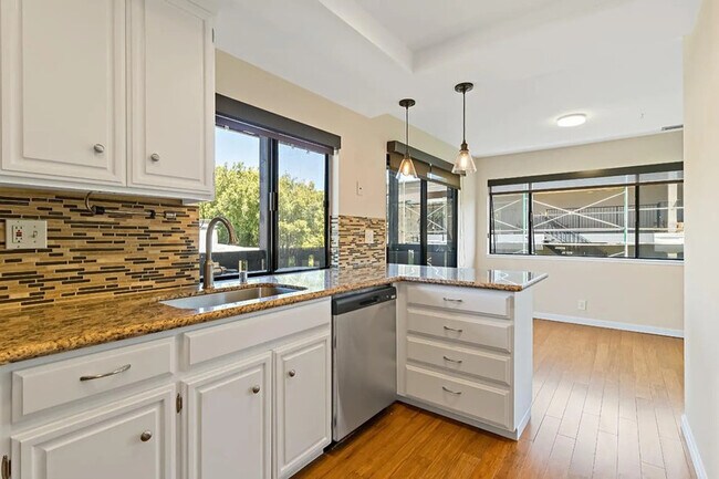 Foto del edificio - 775 Chestnut St