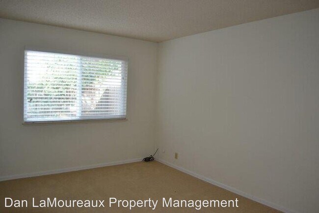 Building Photo - 539-539 Scripps Dr