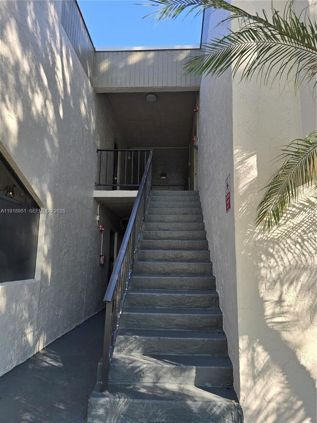 Building Photo - 7925 SW 104th St