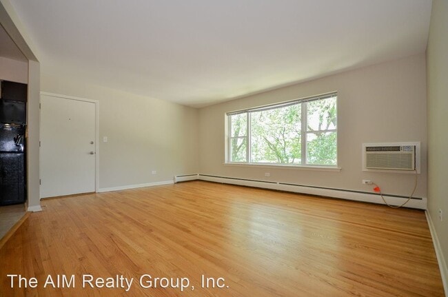 Building Photo - 335-339 N Yale Ave