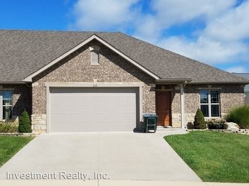 Primary Photo - 213-215 Pebblestone Ln