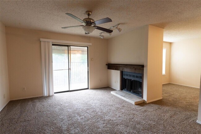 Building Photo - 8109 Skillman St