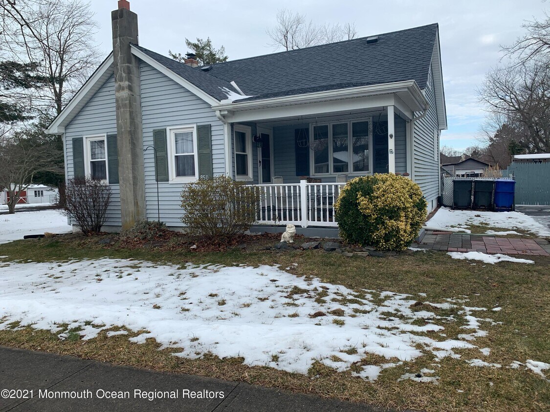 850 Briar Ave, Toms River, NJ 08753 House Rental in Toms River, NJ