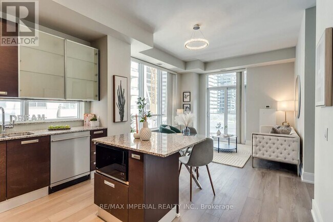 Photo du bâtiment - 21 Balmuto St