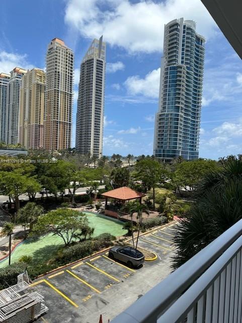Foto del edificio - 210 174th St