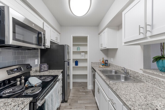 Interior Photo - Onnix Apartments