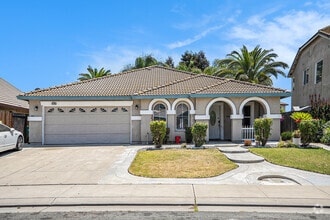 Building Photo - 8736 Glacier Point Dr