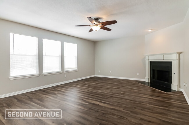 Building Photo - 1705 Nighthawk Dr